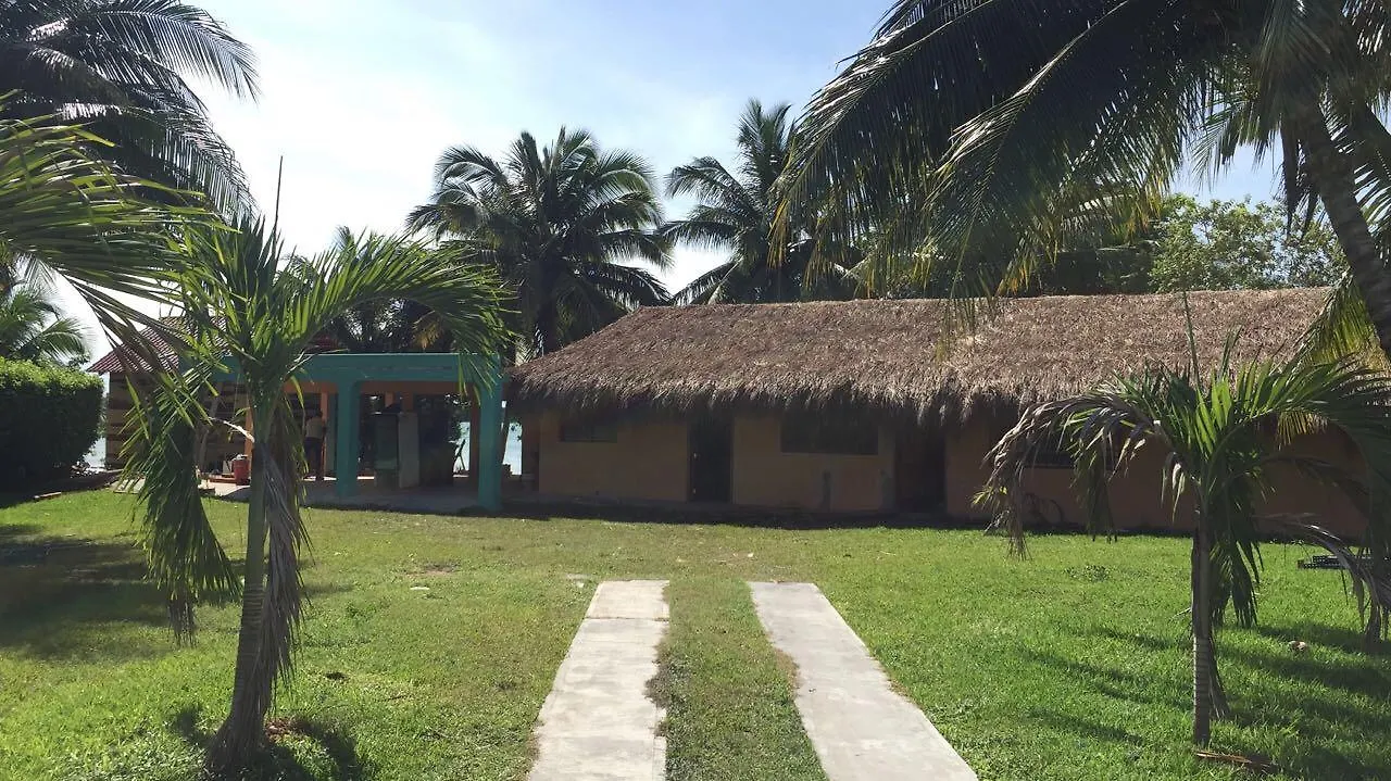 Posada Del Brujo Huay Pix 2*,