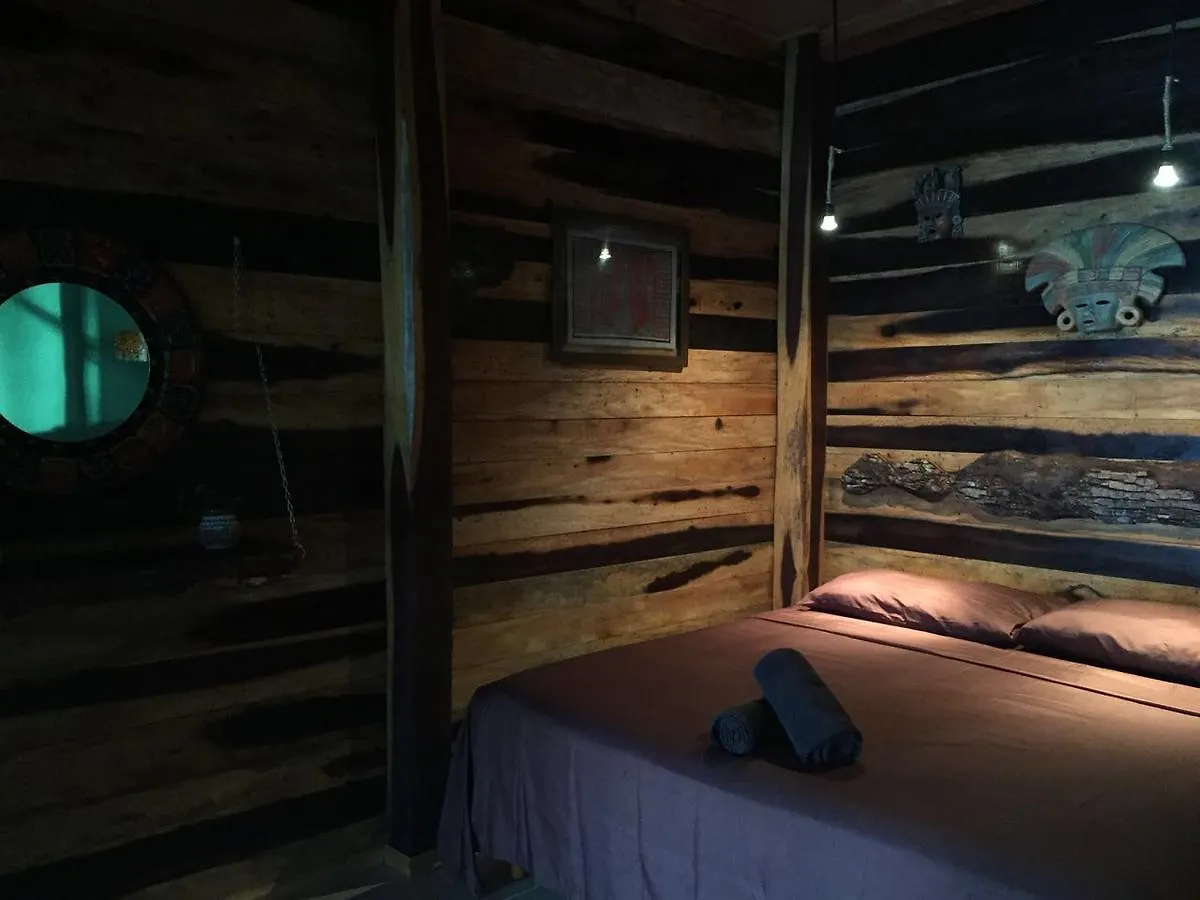 Posada Del Brujo Huay Pix 2*,