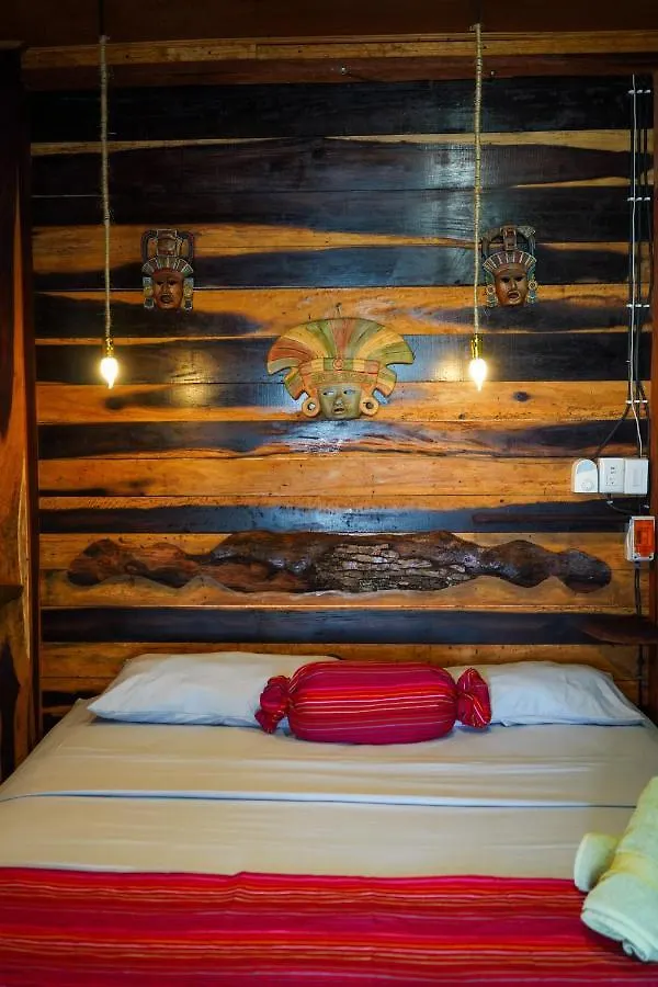 ** Hotel Posada Del Brujo Huay Pix Mexico