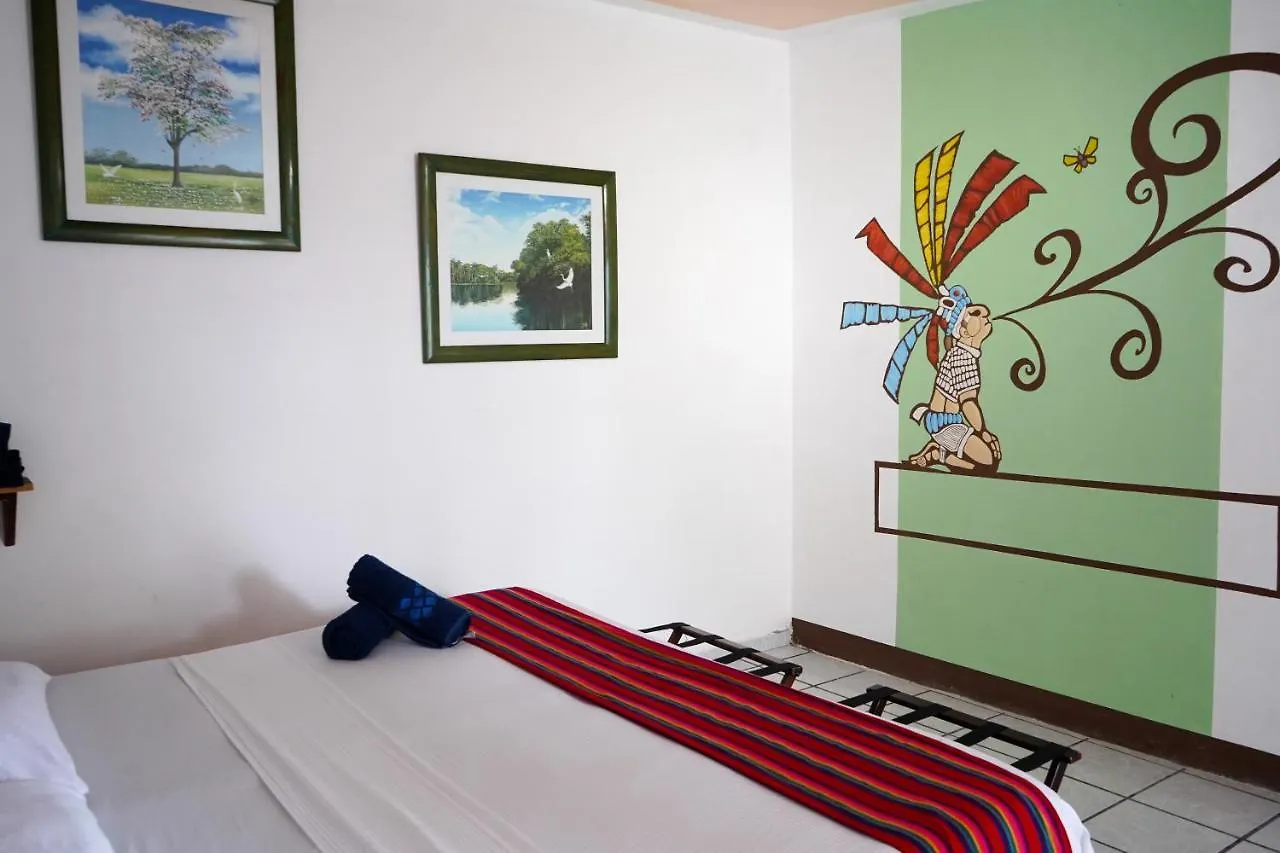 Posada Del Brujo Huay Pix