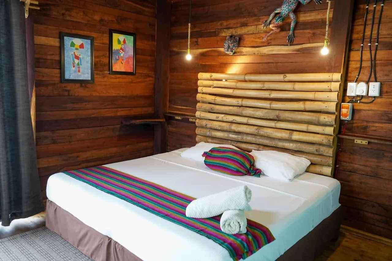 Posada Del Brujo Huay Pix 2*,