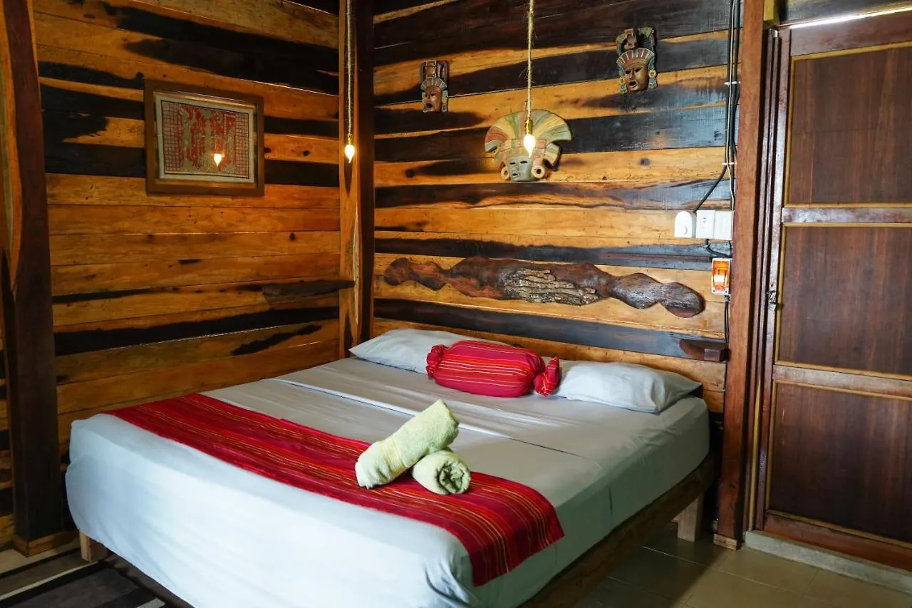 Posada Del Brujo Huay Pix Hotel